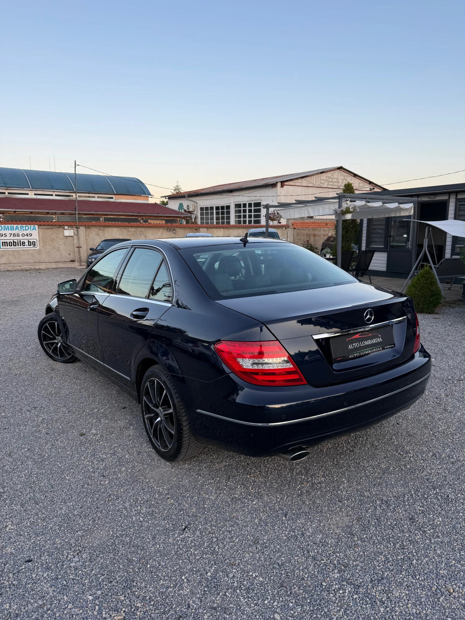 Mercedes-Benz 220 2.2 CDI, снимка 4 - Автомобили и джипове - 55239957