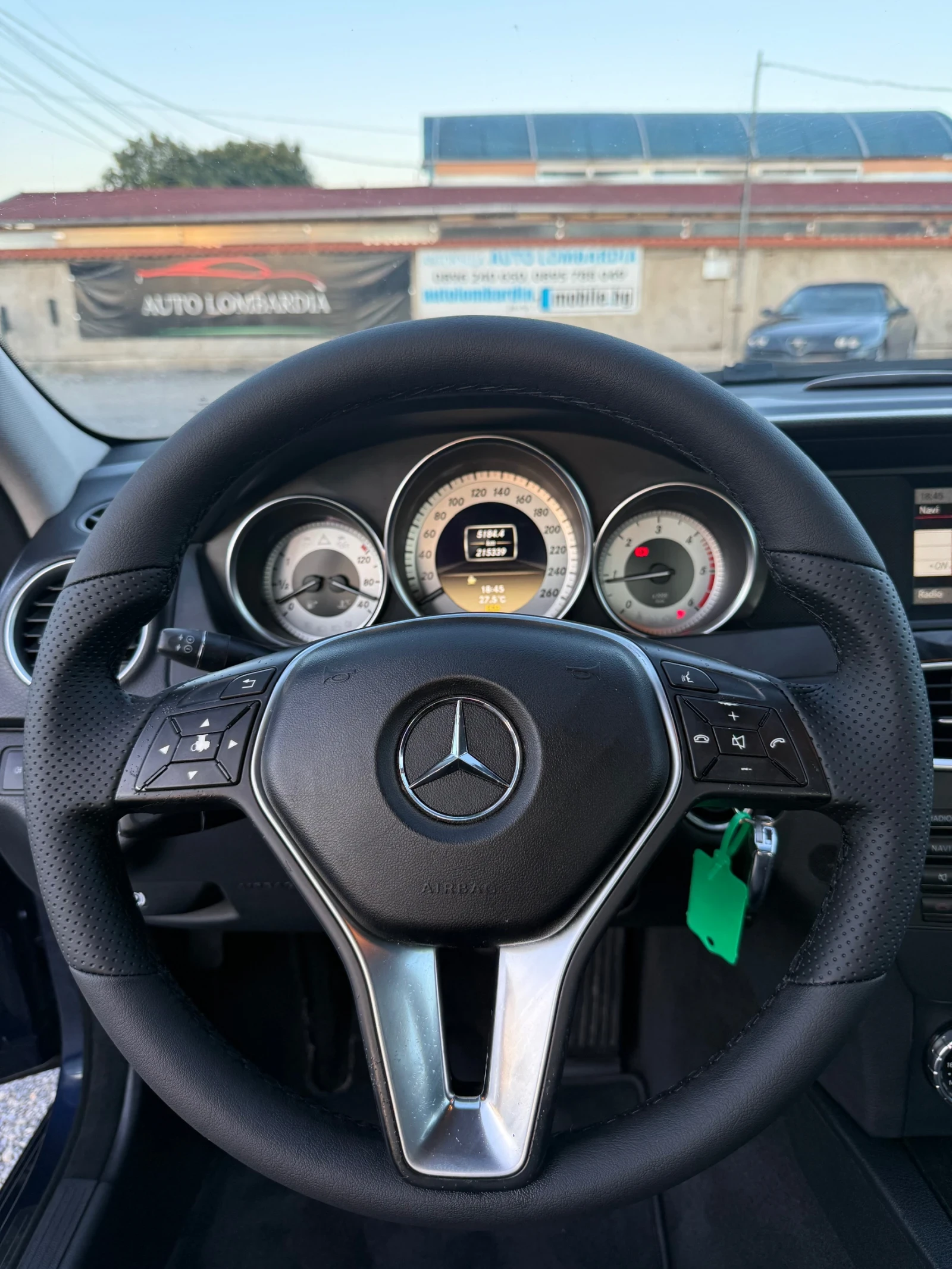 Mercedes-Benz 220 2.2 CDI, снимка 8 - Автомобили и джипове - 55239957
