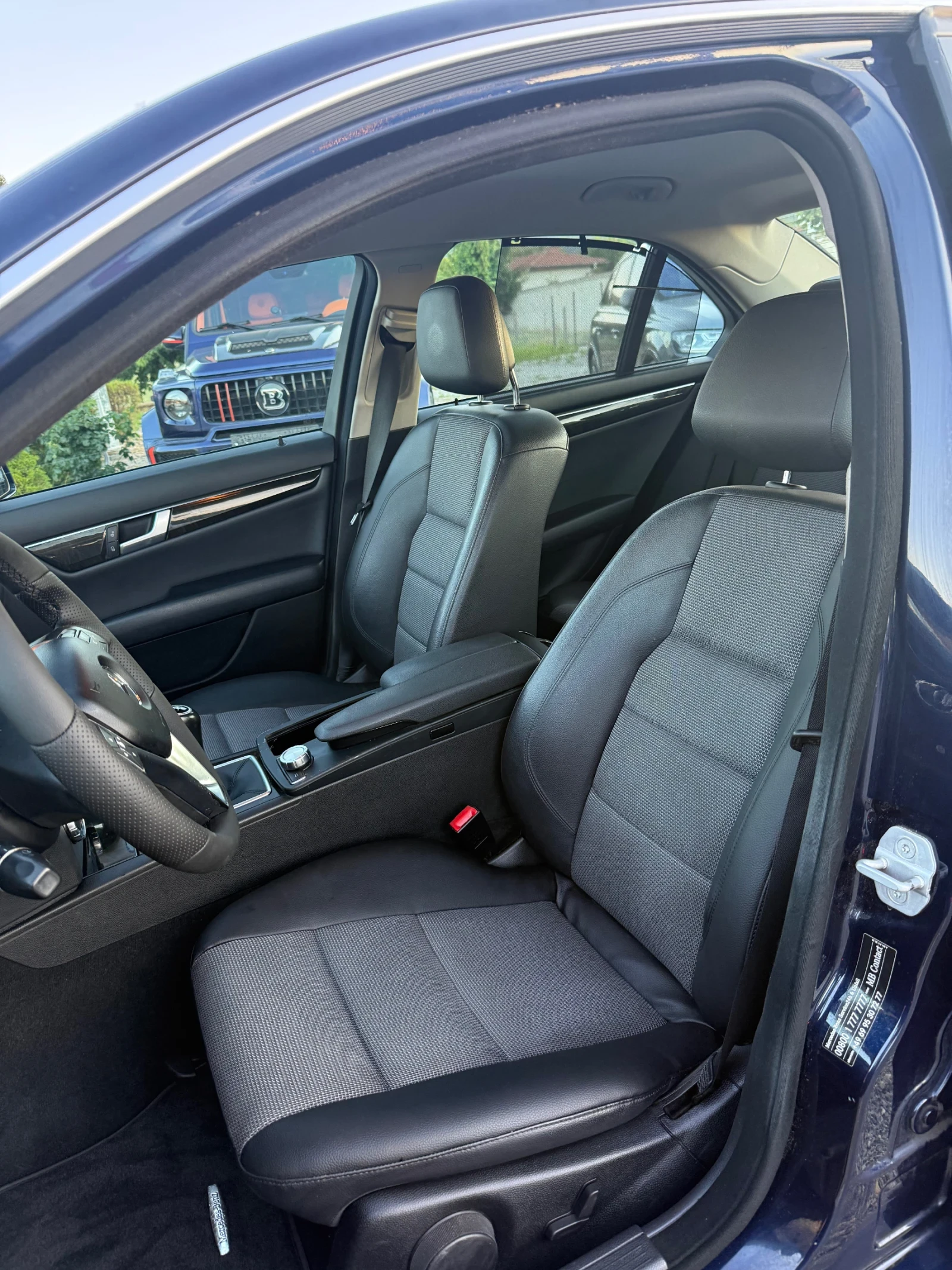 Mercedes-Benz 220 2.2 CDI, снимка 6 - Автомобили и джипове - 55239957