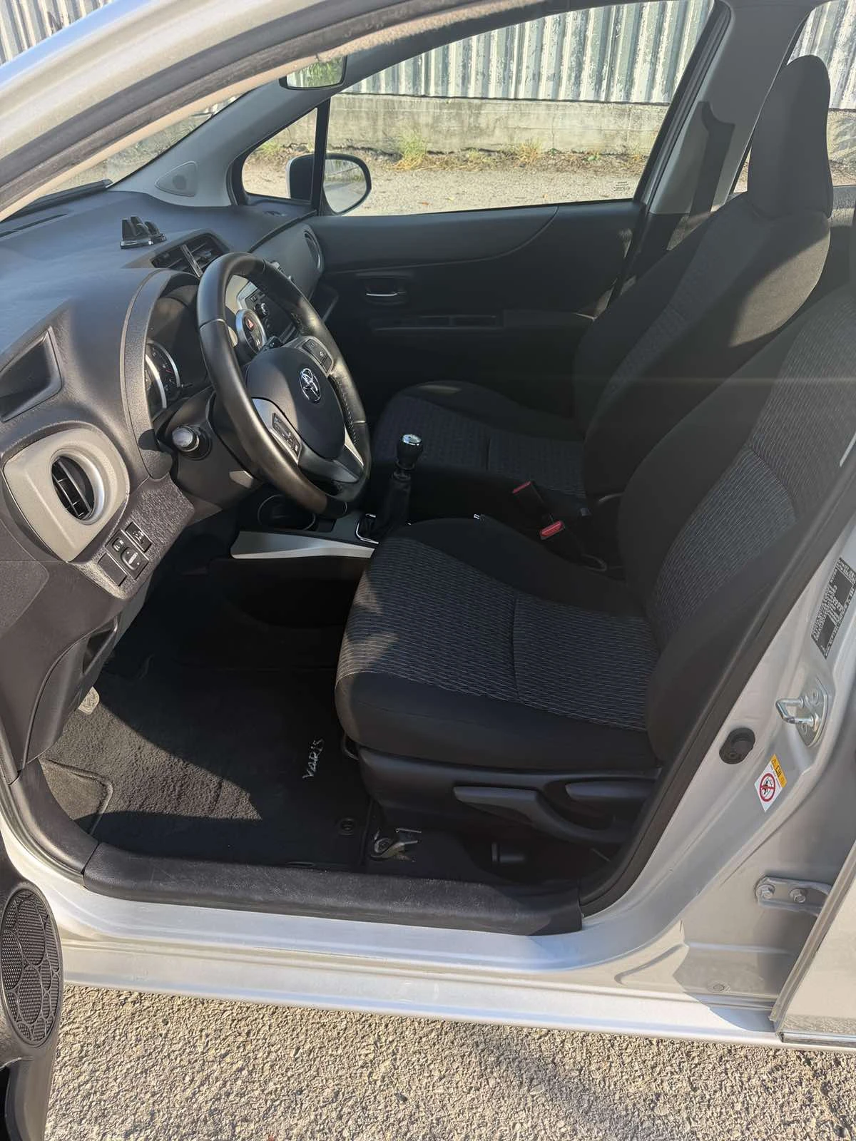 Toyota Yaris NAVI, CAMERA, AUTOPILOT, снимка 8 - Автомобили и джипове - 55407062
