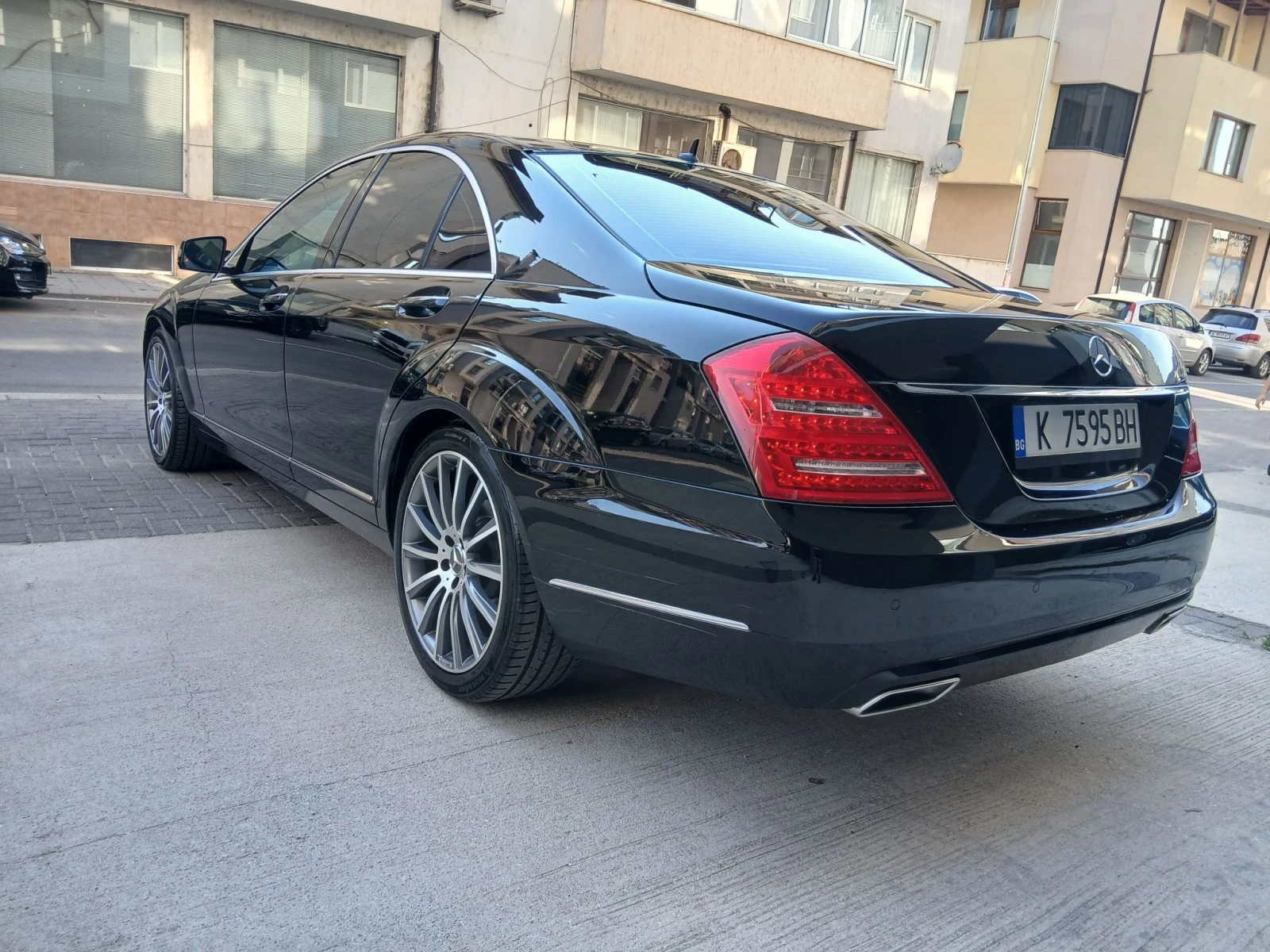 Mercedes-Benz S 320, снимка 11 - Автомобили и джипове - 55728517