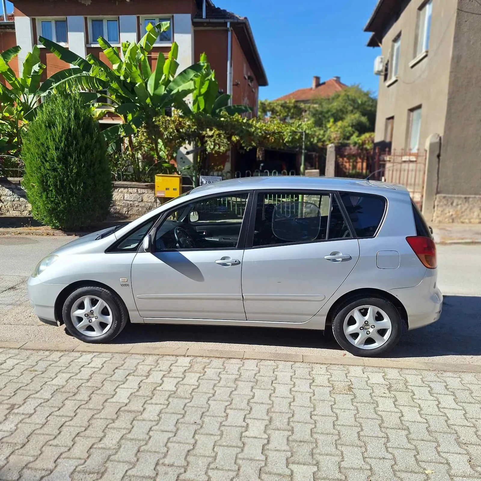 Toyota Corolla verso 1, 6