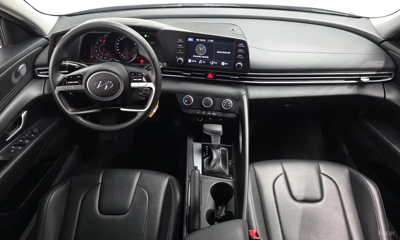 Hyundai Elantra 1.6 ���� �� ���\��� ���� �� 2023 ������ | Mobile.bg � ����������� 7