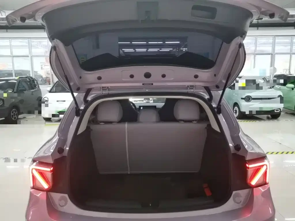 Mg MG4 EV FreeStyle Edition, снимка 12 - Автомобили и джипове - 56661152