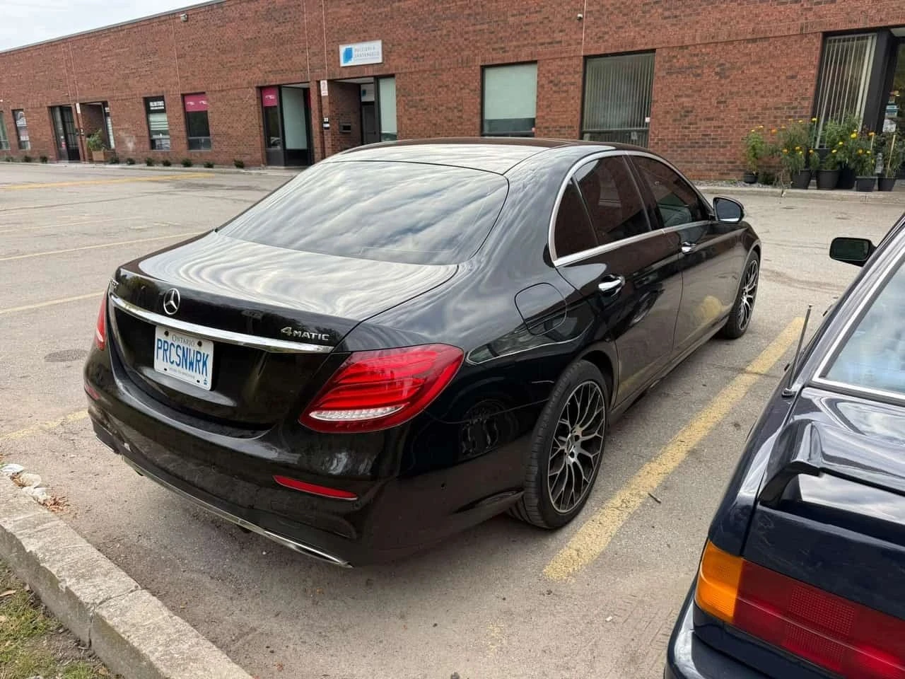 Mercedes-Benz E 350, снимка 11 - Автомобили и джипове - 56723871