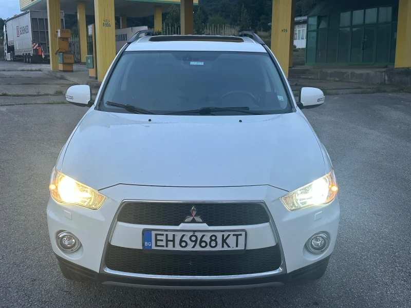 Mitsubishi Outlander 2.0i 4* 4 AVTOMAT 2013 FULL FULL, снимка 2 - Автомобили и джипове - 46871341