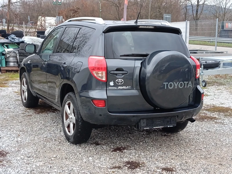 Toyota Rav4 2.2-D4D-136kc-4X4-КЛИЮАТРОНИК, снимка 6 - Автомобили и джипове - 48308215