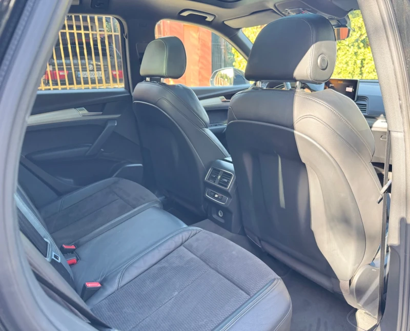 Audi Q5 40TDI* QUATTRO* S LINE* PANORAMA* MATRIX, снимка 11 - Автомобили и джипове - 52617786