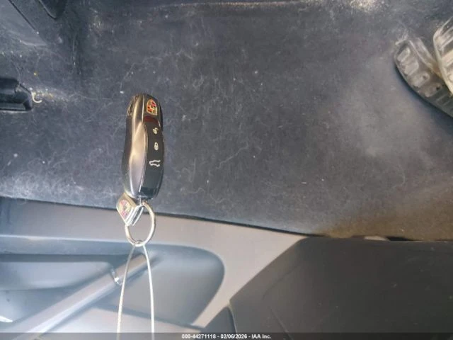 Porsche Cayenne Platinum Edition | Цена до България, снимка 14 - Автомобили и джипове - 53995540