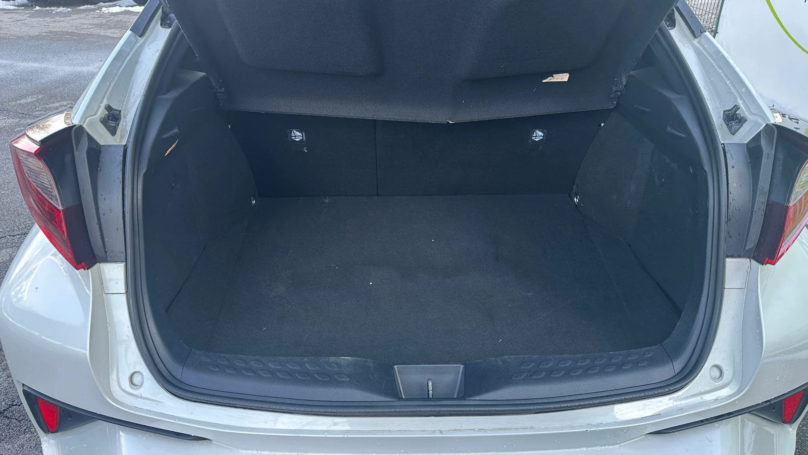 Toyota C-HR 2.0 Hybrid, Face Lift, �������� | Mobile.bg � ����������� 10