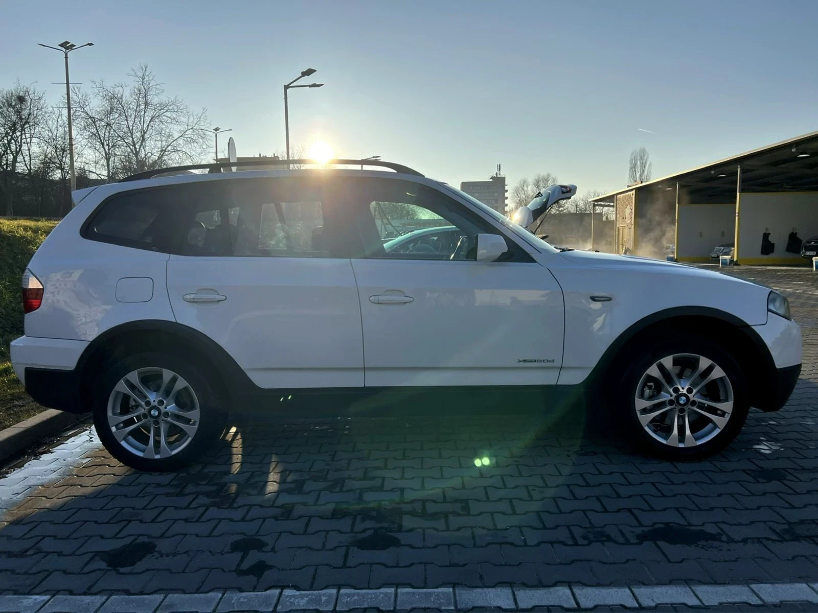 BMW X3 XDrive 2.0 | СМЕНЕНА ВЕРИГА | НАВИГАЦИЯ | ПАНОРАМА, снимка 5 - Автомобили и джипове - 53708029