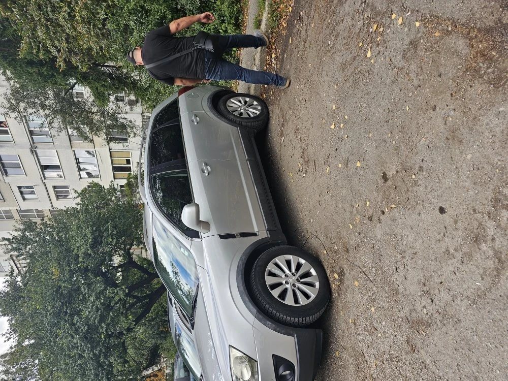 Opel Antara, снимка 3 - Автомобили и джипове - 53909951