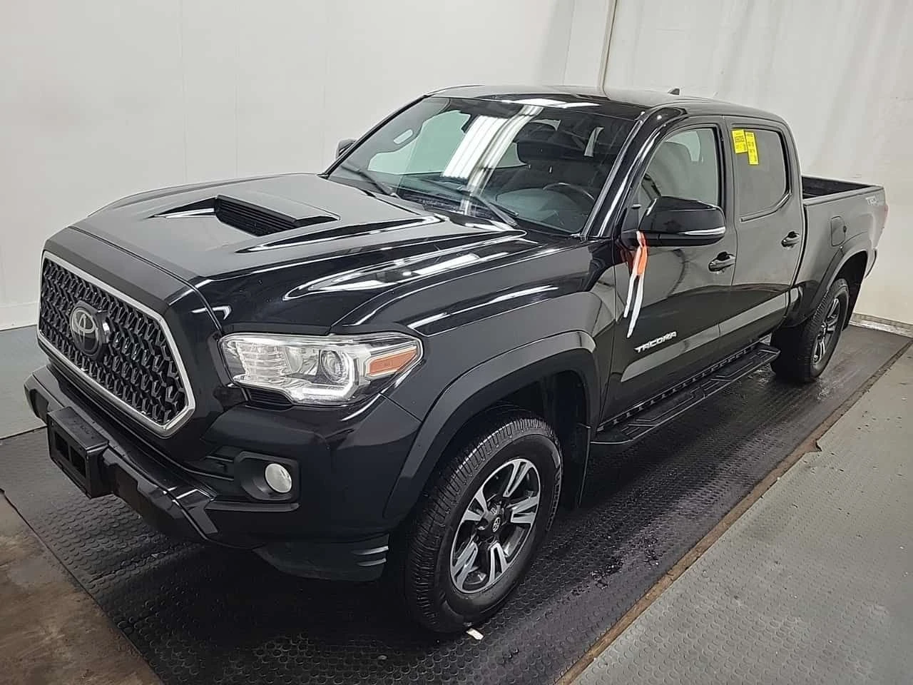 Toyota Tacoma * SR5 CREW CAB LONG BED * 2 КЛЮЧА * 