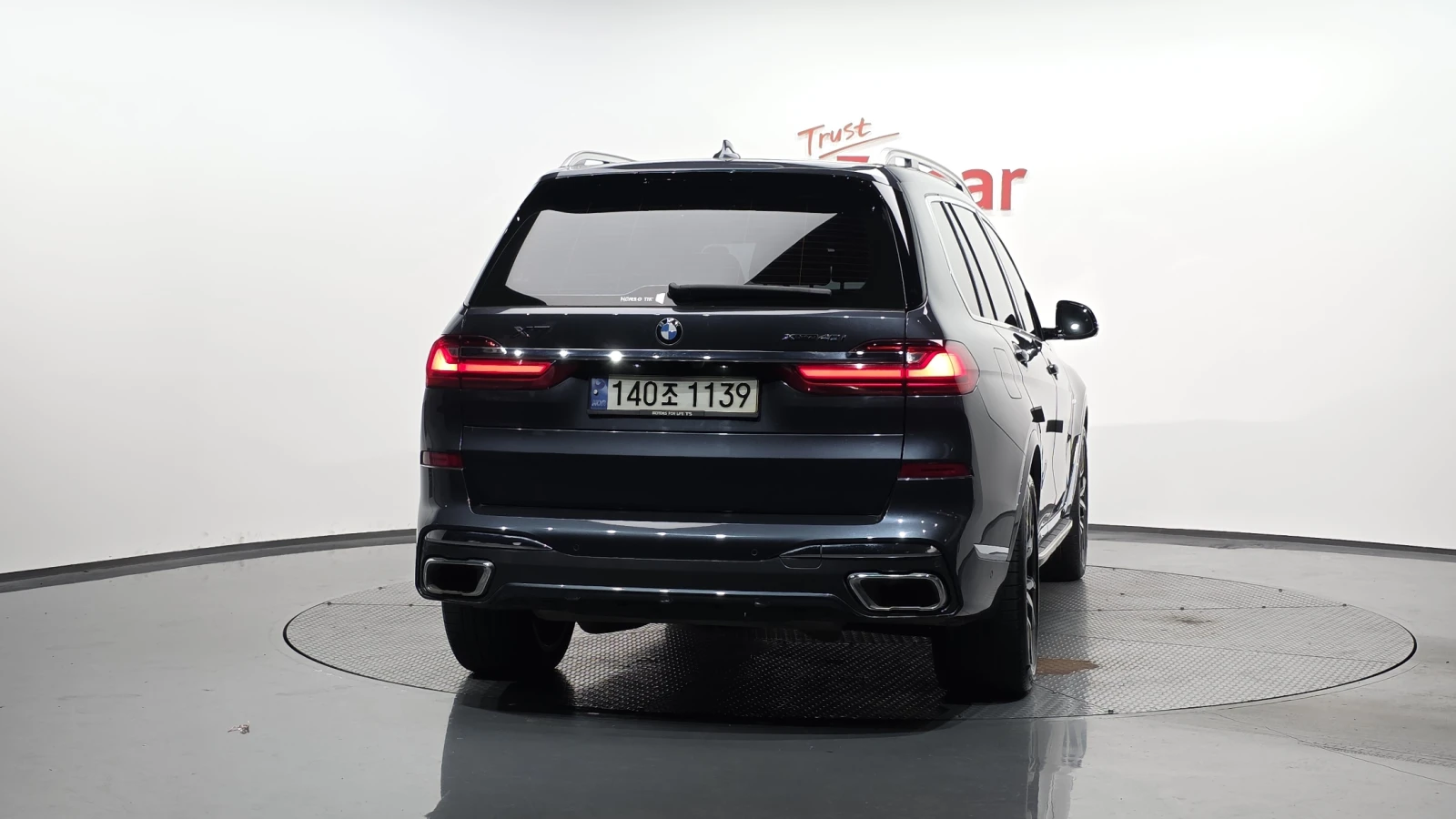 BMW X7 xDrive40i* HUD* ��. ��������* 360* ������ ���� | Mobile.bg � ����������� 4