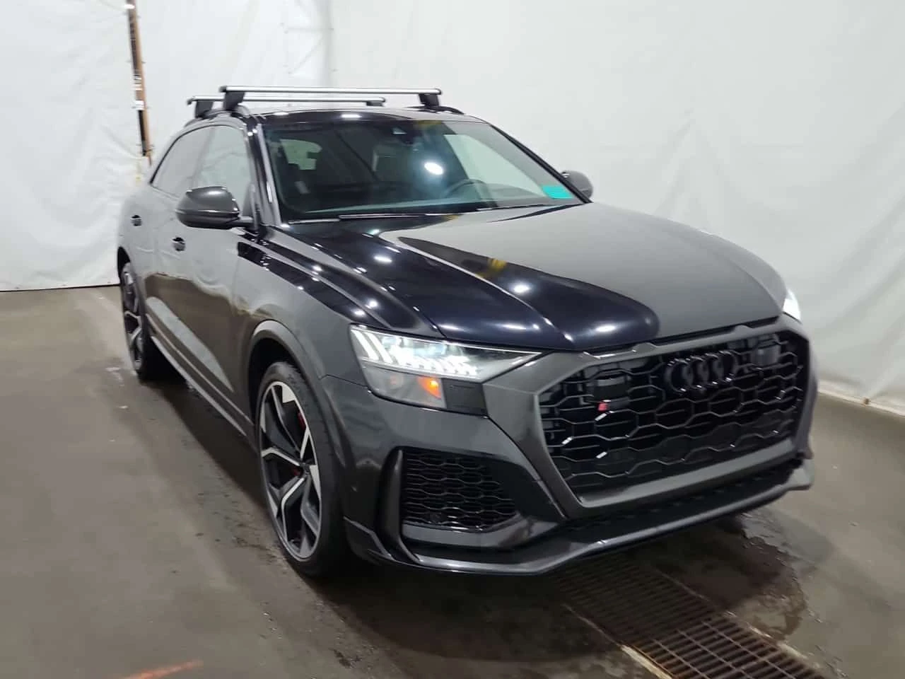 Audi RSQ8 * 4.0 TFSI QUATTRO * CARFAX * БЕЗ ПЪРВОНАЧАЛНА ВНО, снимка 2 - Автомобили и джипове - 55394232