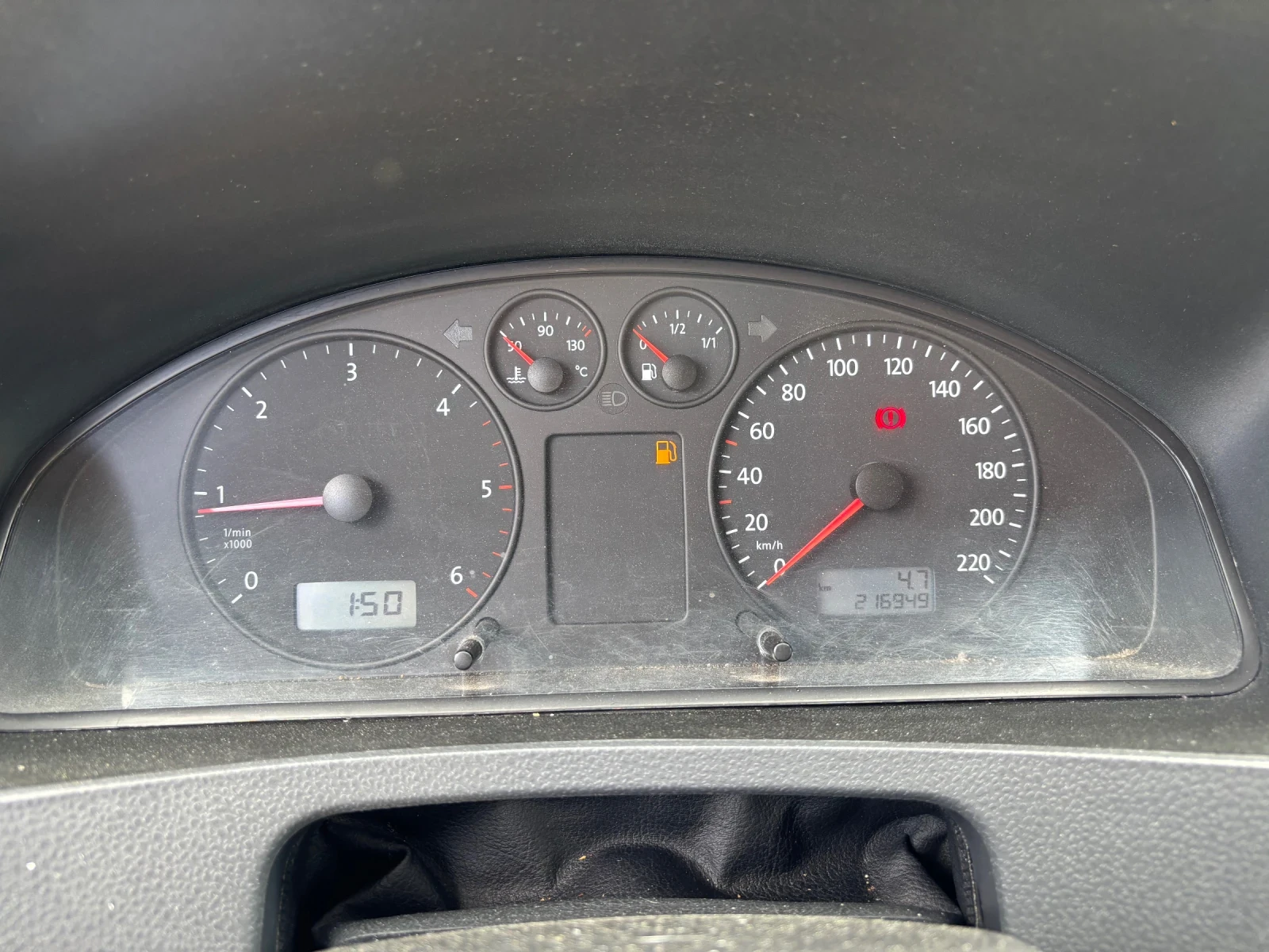 VW T5 1.9TDI klima 5+ 1 N1 TOP, снимка 7 - Бусове и автобуси - 54305424