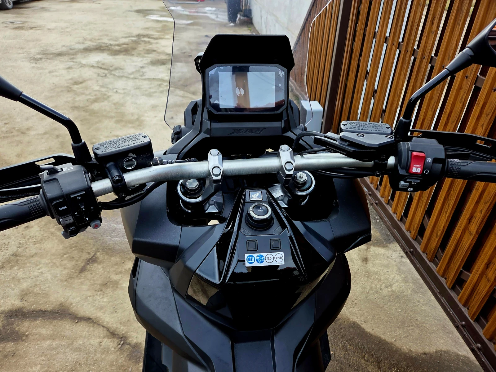 Honda X-ADV 750i, ABS, TRACTION CONTROL. ОТЛИЧЕН!!!, снимка 9 - Мотоциклети и мототехника - 54355555