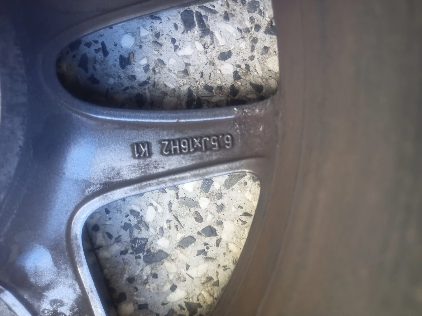 ���� � ������ 205/55R16 | Mobile.bg � ����������� 6
