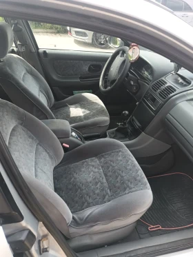 Renault Laguna 1.8, снимка 8