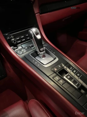 Porsche 911 991.2 GTS , снимка 9