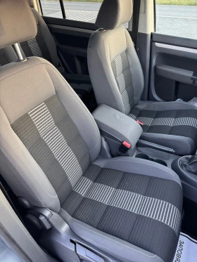 VW Touran 2.0TDi* 2009г* Германия* 6ск* 7местен* Топ, снимка 15