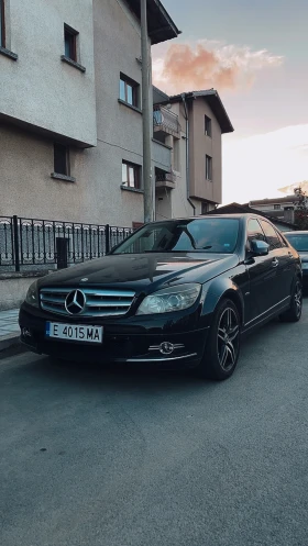  Mercedes-Benz C 220