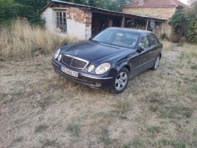     Mercedes-Benz E 320
