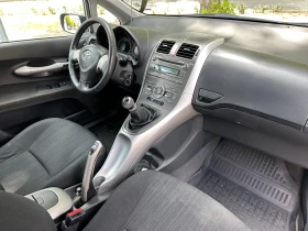 Обява за продажба на Toyota Auris 2.0D4D ~8 900 лв. - изображение 11