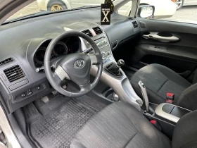 Обява за продажба на Toyota Auris 2.0D4D ~8 900 лв. - изображение 9
