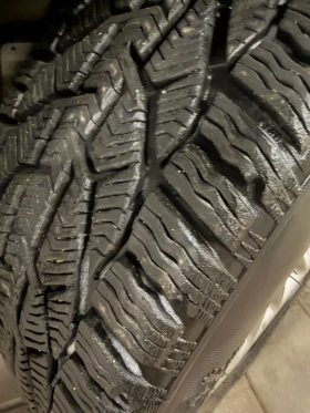 BMW 528 - 2900 € / 5671.91 лв. - 92329850 8