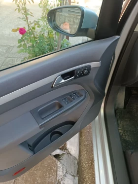 VW Touran 1, 6/105tgi - 7100 € / 13886.39 лв. - 24744111 4