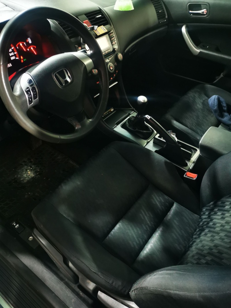 Honda Accord 7, снимка 13 - Автомобили и джипове - 45793917