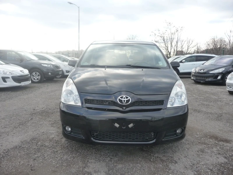 Toyota Corolla verso 2.2D-CAT FUL EKSTRI ПЕРФЕКТНА-7 МЕСТА, снимка 1 - Автомобили и джипове - 44321945