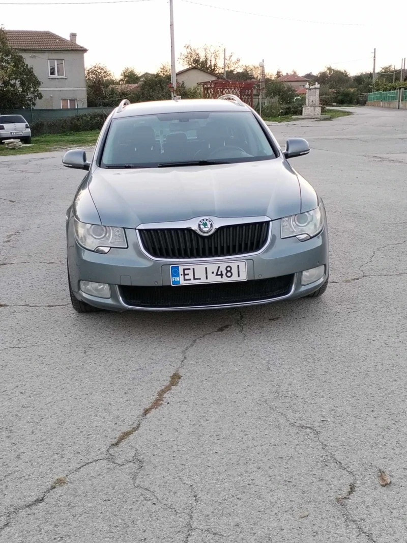 Skoda Superb 2.0 TDI DSG, снимка 6 - Автомобили и джипове - 47495342