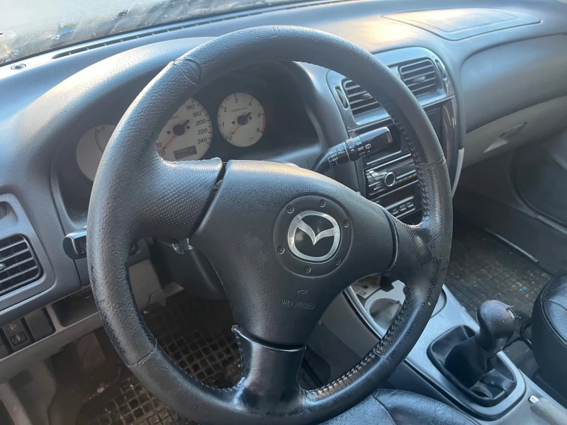 Mazda 626, снимка 2 - Автомобили и джипове - 48720707