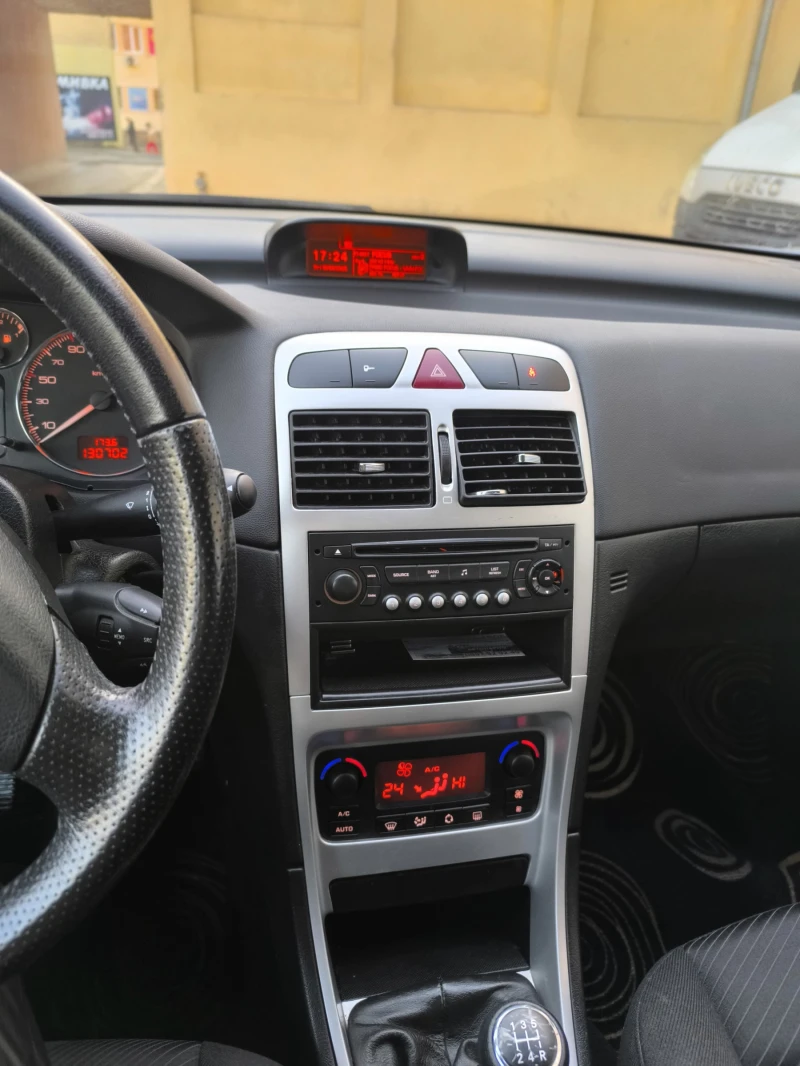 Peugeot 307, снимка 10 - Автомобили и джипове - 48784406