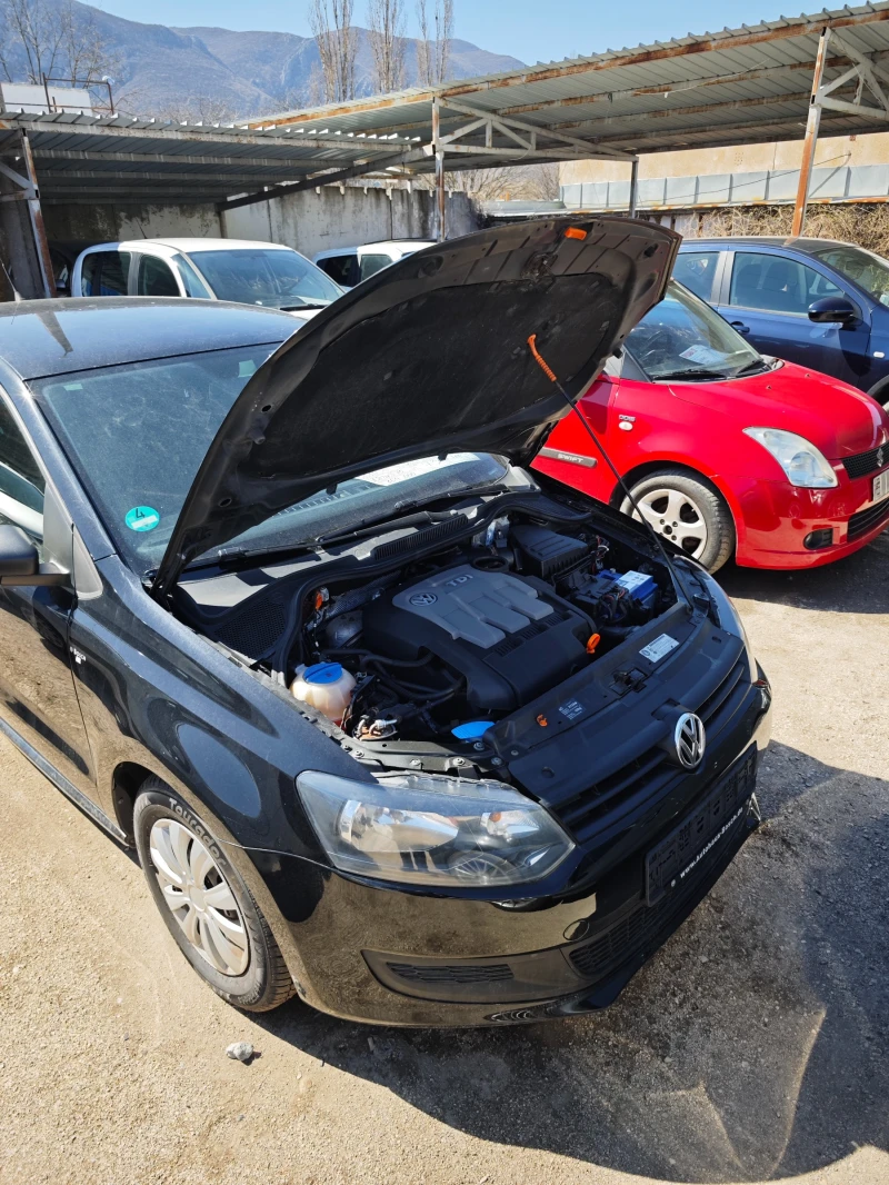 VW Polo 1.2TDI  НОВ ВНОС, снимка 14 - Автомобили и джипове - 49586146