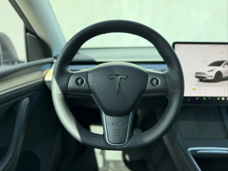 Tesla Model Y Performance , снимка 13 - Автомобили и джипове - 51992524