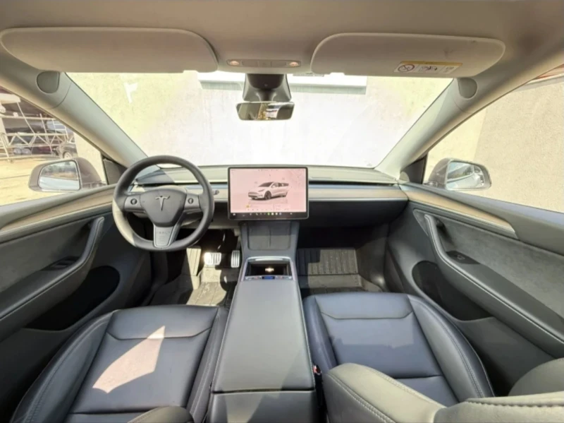 Tesla Model Y Performance , снимка 12 - Автомобили и джипове - 51992524