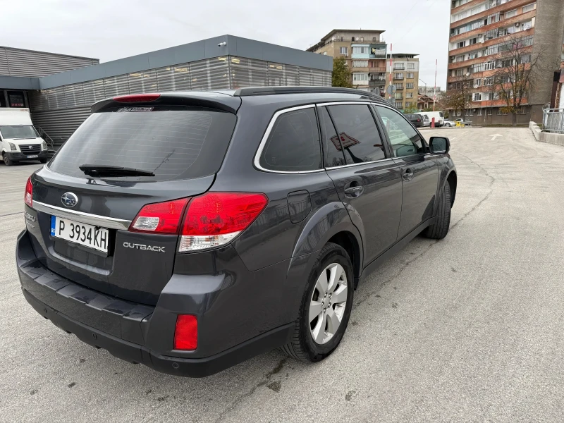 Subaru Outback, снимка 3 - Автомобили и джипове - 52294869