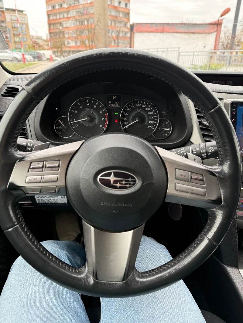 Subaru Outback, снимка 9 - Автомобили и джипове - 52294869