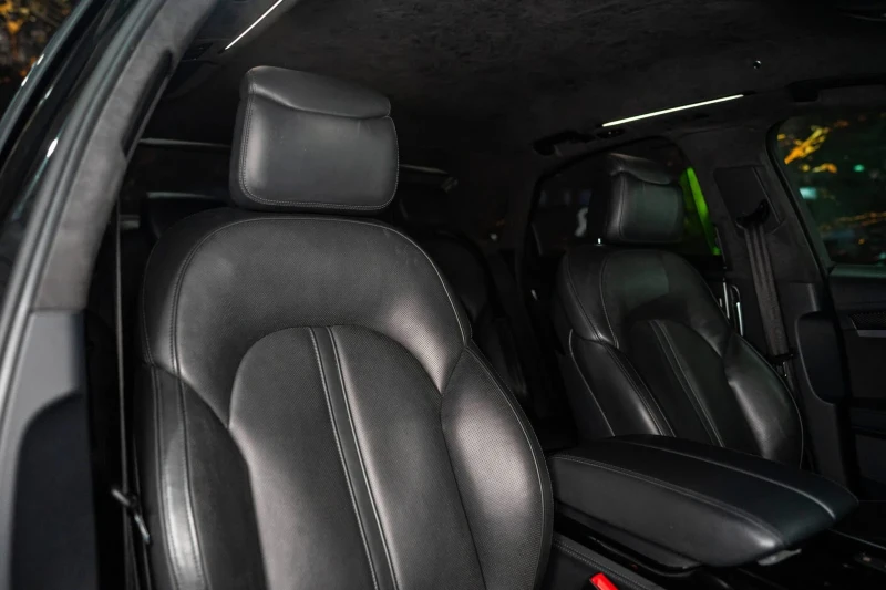 Audi S8 PLUS MATRIX CERAMIC CARBON B&O ЛИЗИНГ 100%, снимка 14 - Автомобили и джипове - 53491043