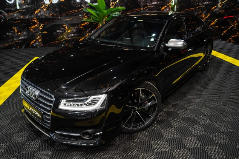 Audi S8 PLUS MATRIX CERAMIC CARBON B&O ЛИЗИНГ 100%, снимка 2 - Автомобили и джипове - 53491043