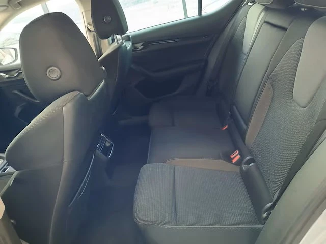 Skoda Octavia AMBITION 2, 0 TDI 116 к.с. 6-степенна механична, снимка 7 - Автомобили и джипове - 53172167