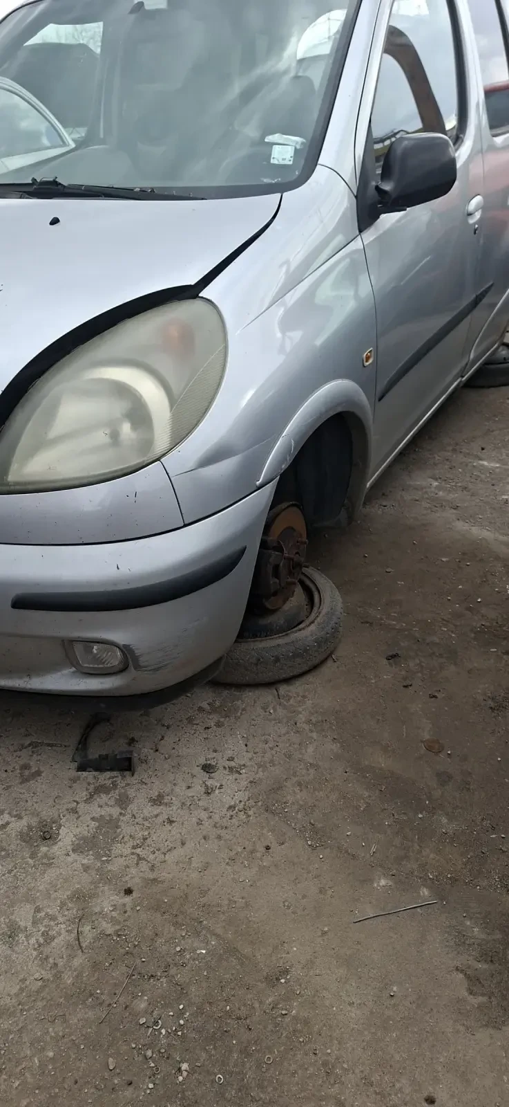 Toyota Yaris verso, снимка 2 - Автомобили и джипове - 54149509