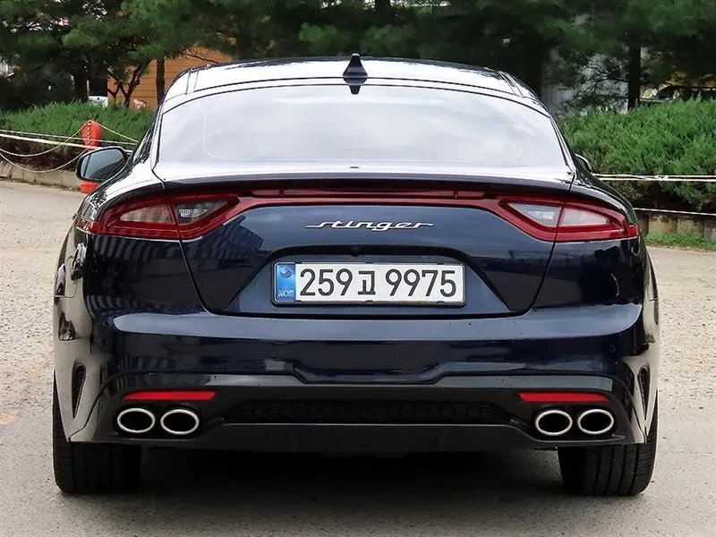 Kia Stinger 3.3 2WD GT - САМО 30% АВАНС , снимка 4 - Автомобили и джипове - 55998796
