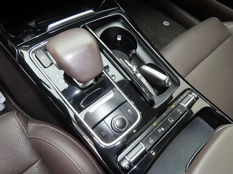 Kia Stinger 3.3 2WD GT - САМО 30% АВАНС , снимка 10 - Автомобили и джипове - 55998796
