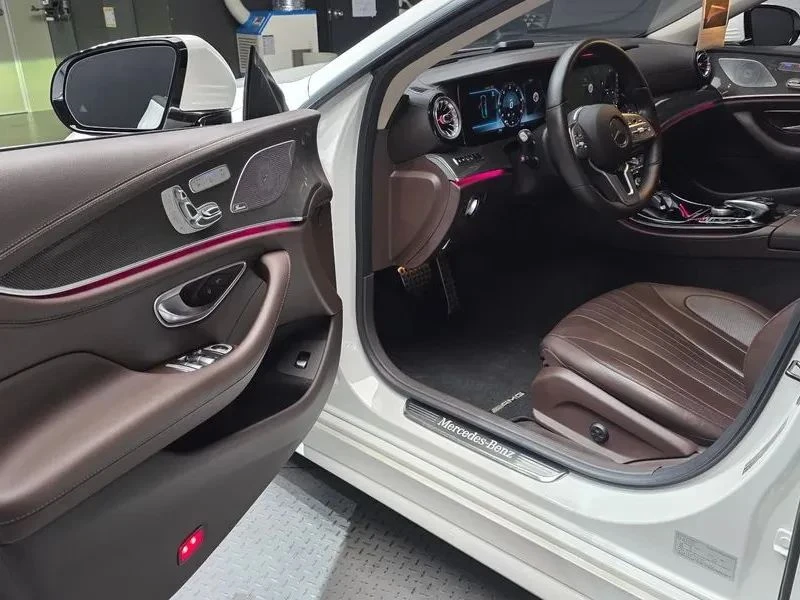 Mercedes-Benz CLS 400, снимка 10 - Автомобили и джипове - 56689311