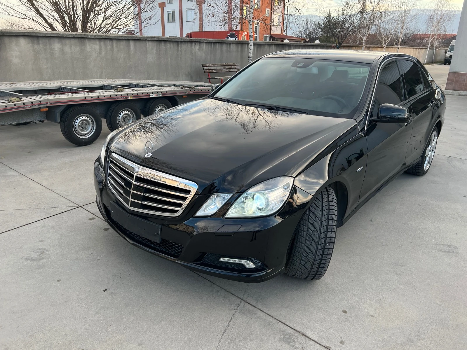 Mercedes-Benz E 350 4 matic, снимка 1