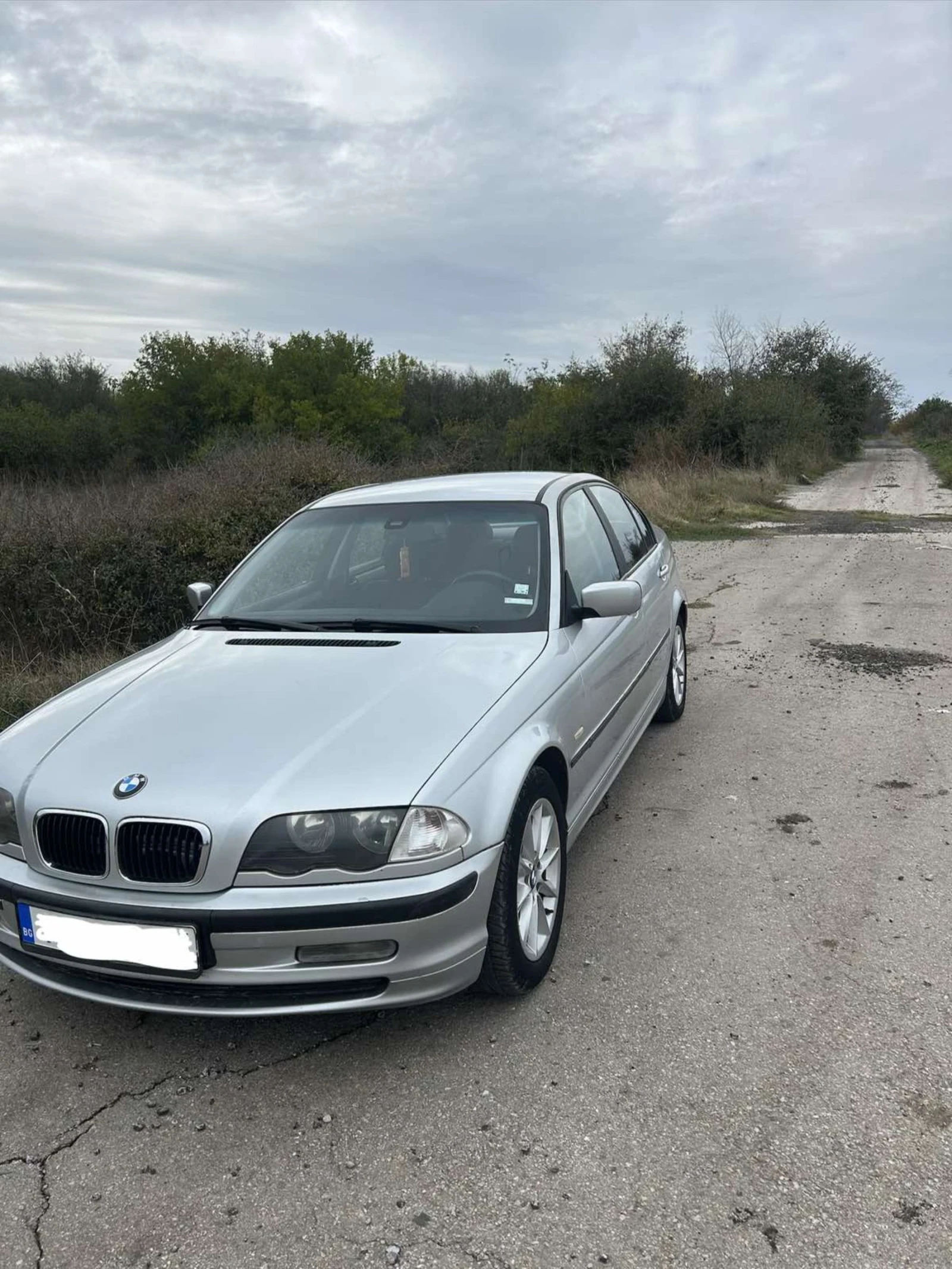 BMW 318, снимка 1